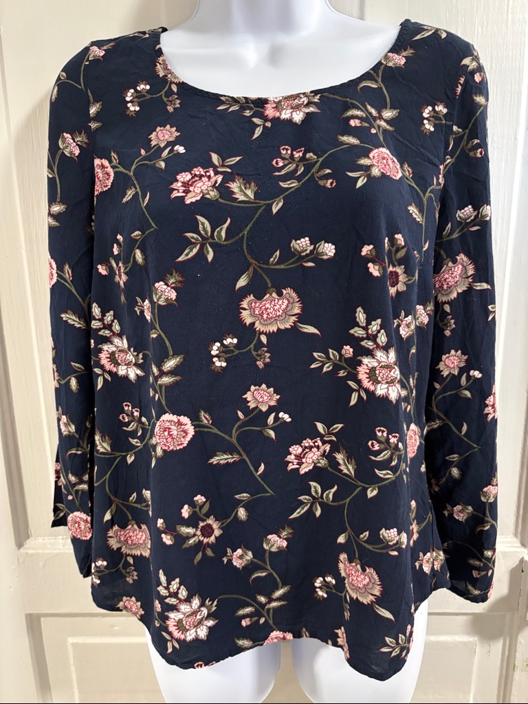 Women’s Navy Floral Long-Sleeve Blouse Size M (8-10)